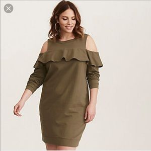 Torrid Off the Shoulder Green dress